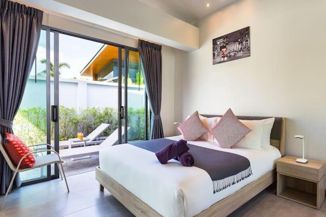 Villa Crystal Two-Bedroom Private Pool Villa Phuket Extérieur photo