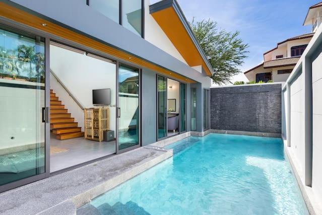 Villa Crystal Two-Bedroom Private Pool Villa Phuket Extérieur photo