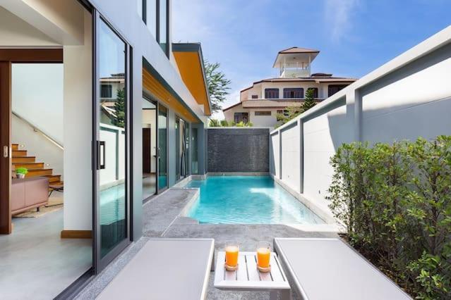 Villa Crystal Two-Bedroom Private Pool Villa Phuket Extérieur photo