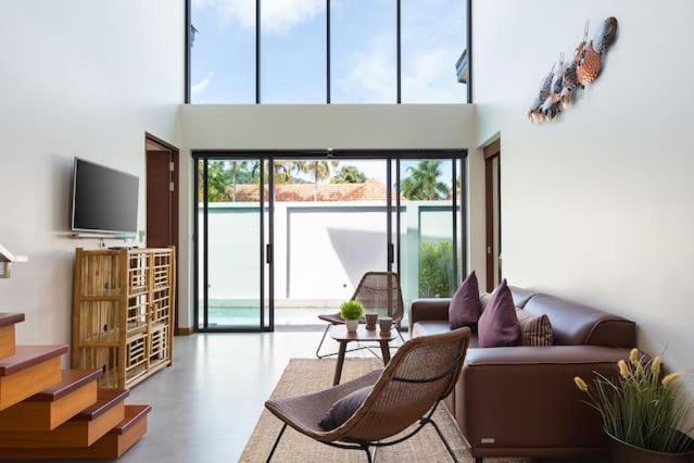 Villa Crystal Two-Bedroom Private Pool Villa Phuket Extérieur photo